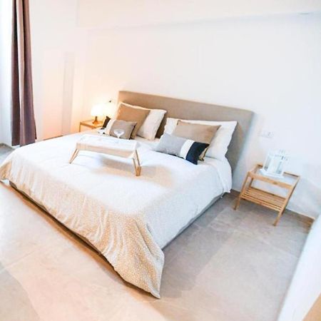 Bari City Center - Timesrl Apartments Buitenkant foto